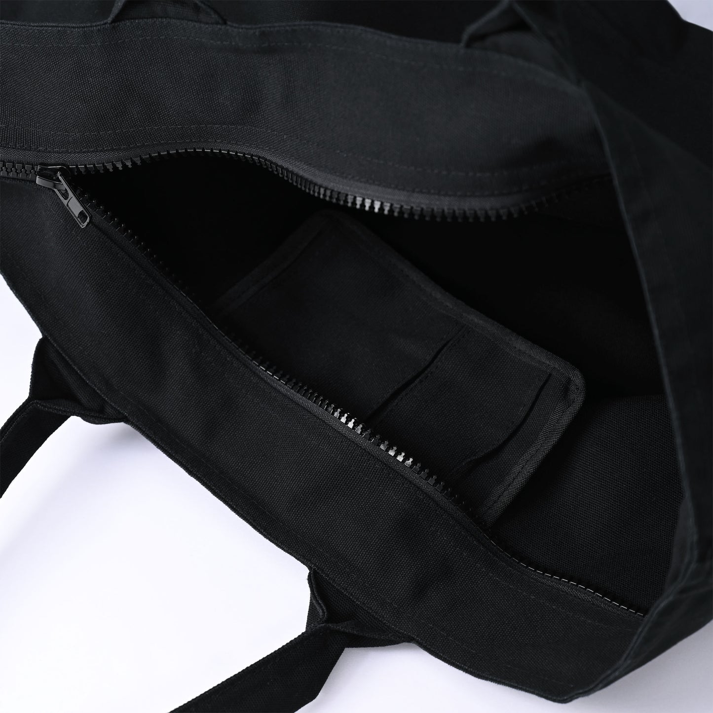 BNC ORNAMENT / EMBROIDERY HEAVY CANVAS ZIP TOTE BAG black image